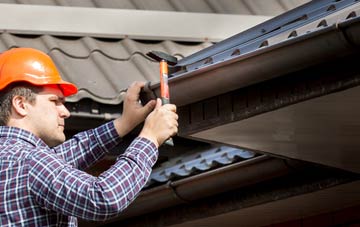 gutter repair Harswell, East Riding Of Yorkshire